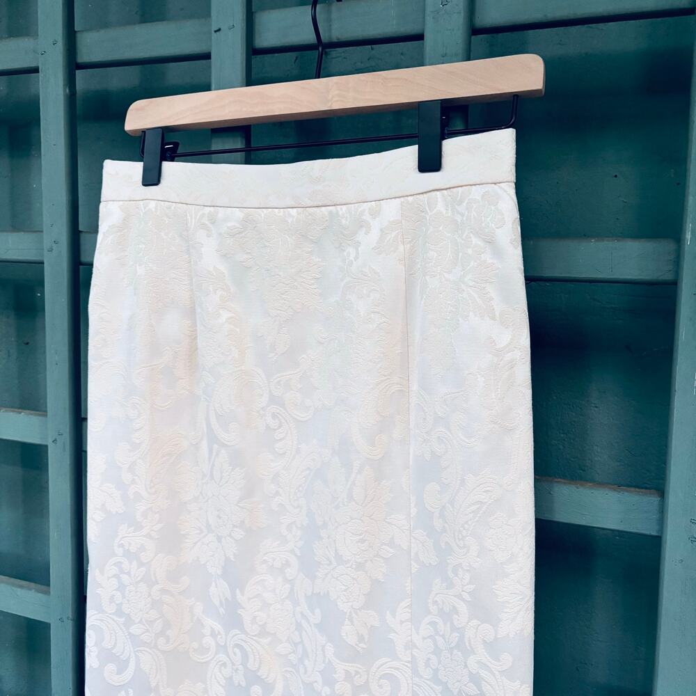 Vintage Cream Floral Jacquard Tea Length Column Skirt with Slit - size small